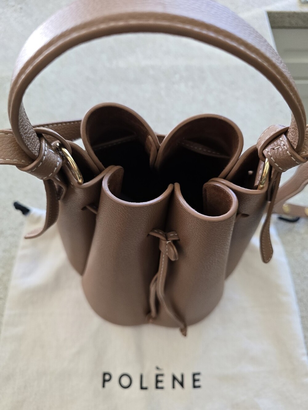 Polène Numéro Huit Tan Pebbled Leather Bucket Handbag/shoulder bag/ crossbody - Picture 12 of 13